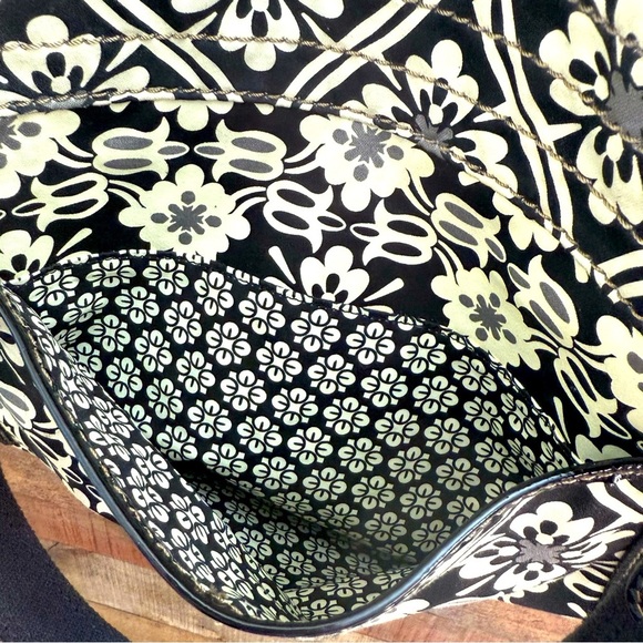 NWOT Fossil Women’s XL Floral Utility/Travel Tote Bag - Picture 12 of 13